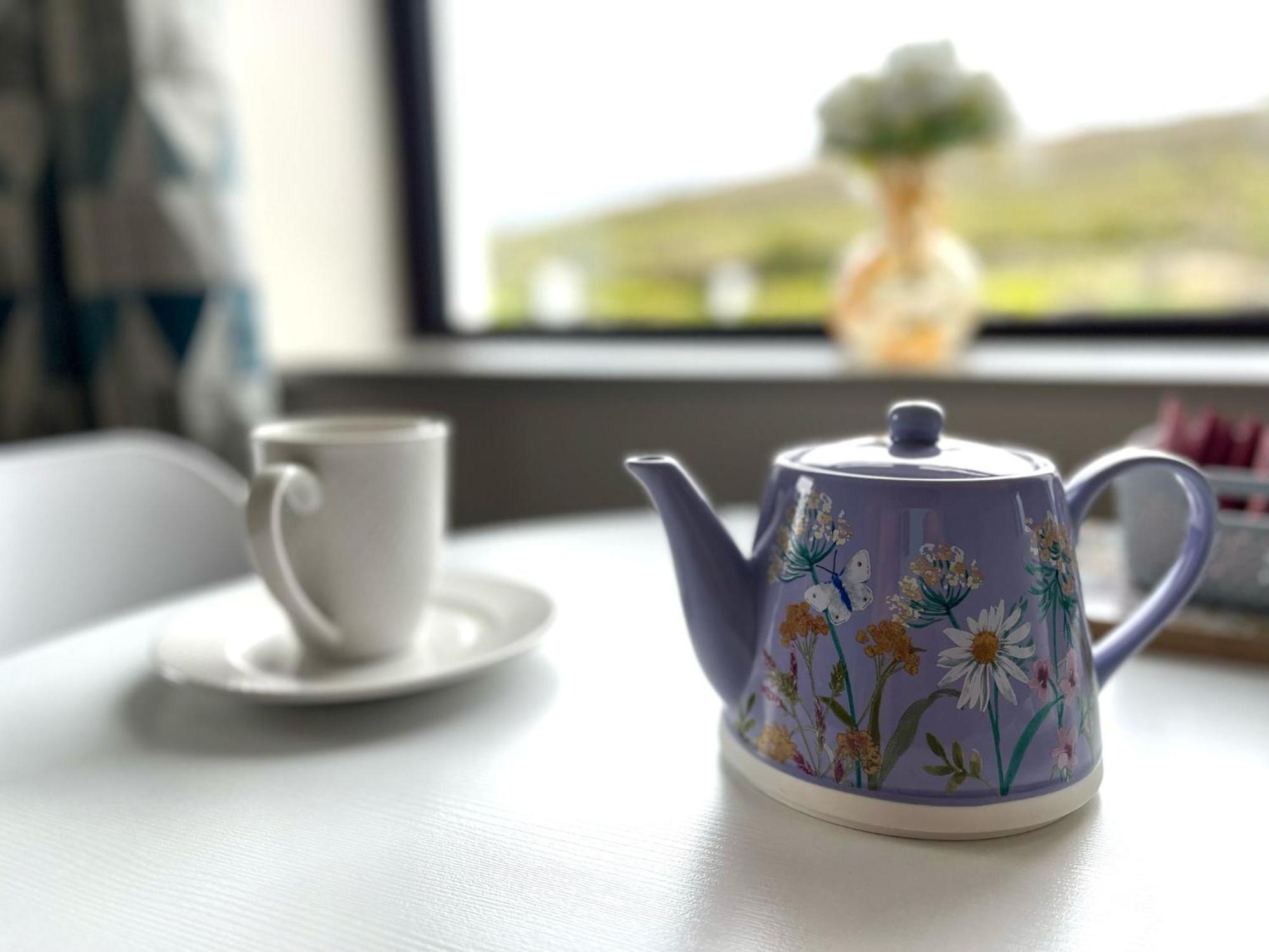 Tigh Fitz Apartments - Inis Mor, Aran Island イニシュモア エクステリア 写真