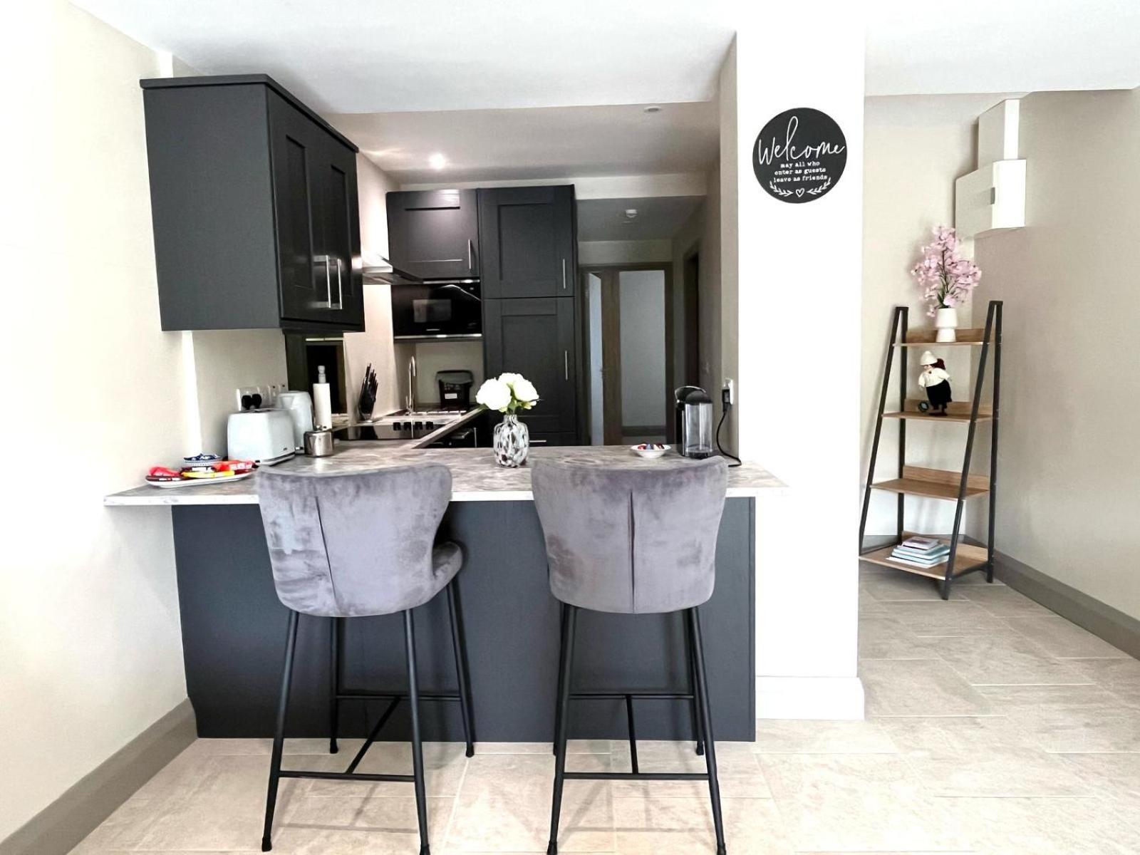 Tigh Fitz Apartments - Inis Mor, Aran Island イニシュモア エクステリア 写真