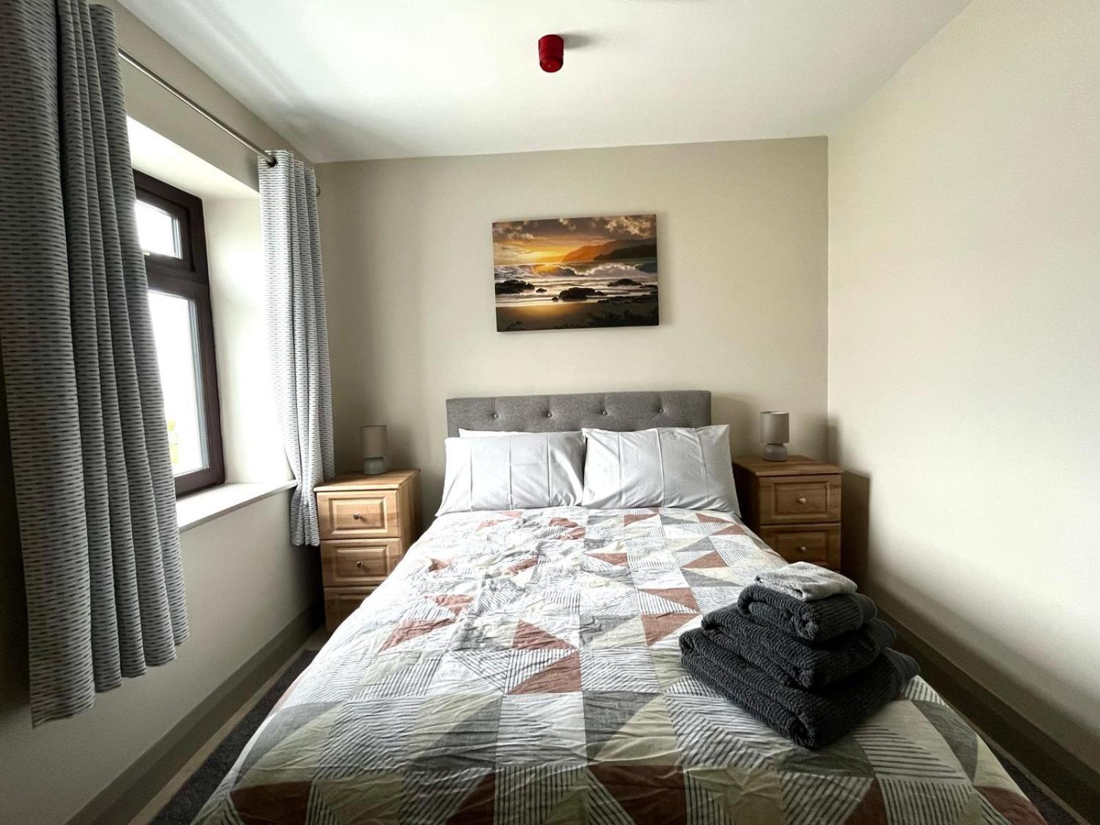 Tigh Fitz Apartments - Inis Mor, Aran Island イニシュモア エクステリア 写真