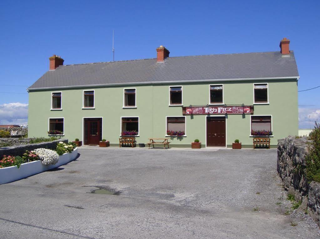 Tigh Fitz Apartments - Inis Mor, Aran Island イニシュモア エクステリア 写真