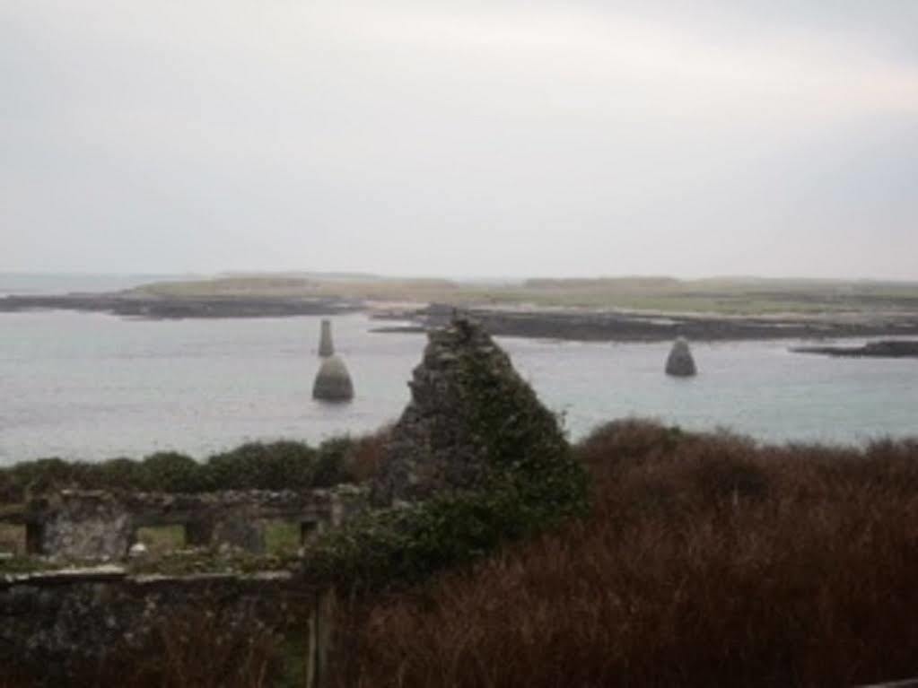 Tigh Fitz Apartments - Inis Mor, Aran Island イニシュモア エクステリア 写真